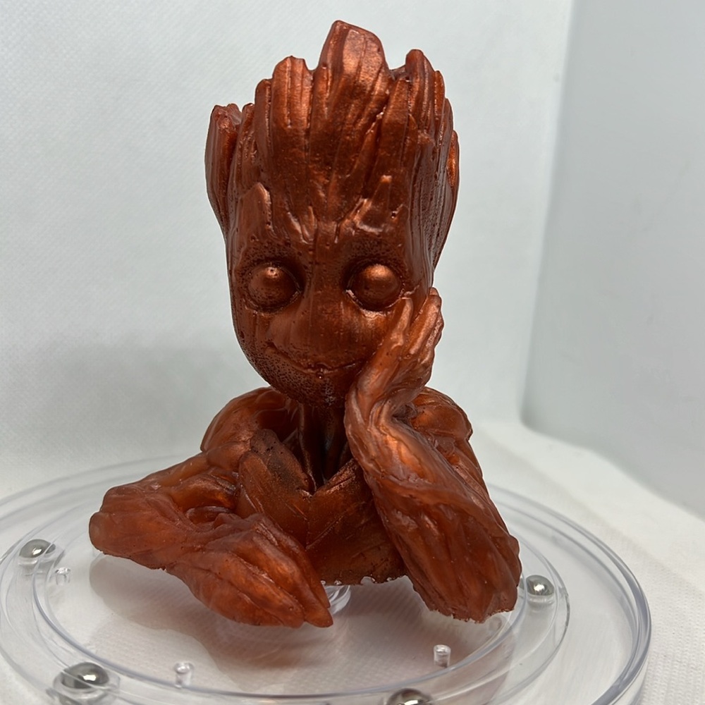 Resin Groot - Picture 16 of 16